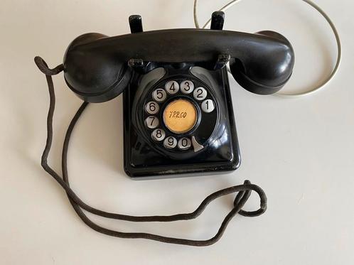 Oude schijftelefoon met draaitafelefoon, Antiek en Kunst, Antiek | Tv's en Audio, Ophalen of Verzenden