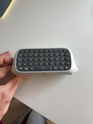 Toetsenbord voor xbox 360 controller (xbox 360 Chatpad) beschikbaar voor biedingen