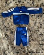Adidas set pakje maat 62 donkerblauw, Kinderen en Baby's, Babykleding | Maat 62, Adidas, Zo goed als nieuw, Pakje, Verzenden