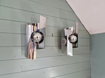 Paar Space Age wandlampen in verchroomd metaal, 1970 beschikbaar voor biedingen