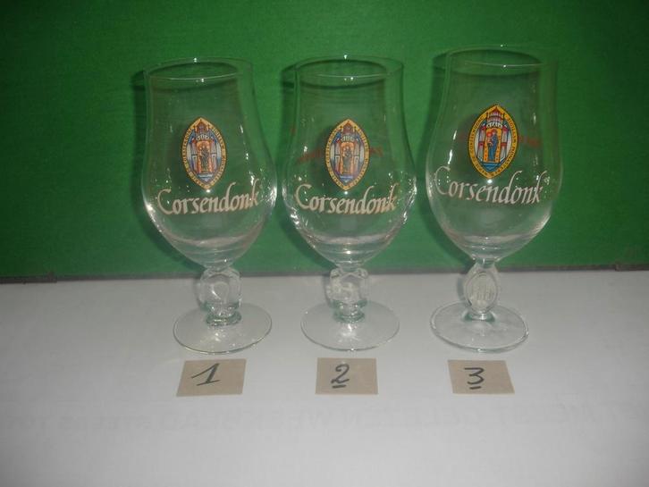 21 bierglazen Corsendonk, 3 soorten, € 7,00 voor alles., Verzamelen, Biermerken, Zo goed als nieuw, Glas of Glazen, Overige merken