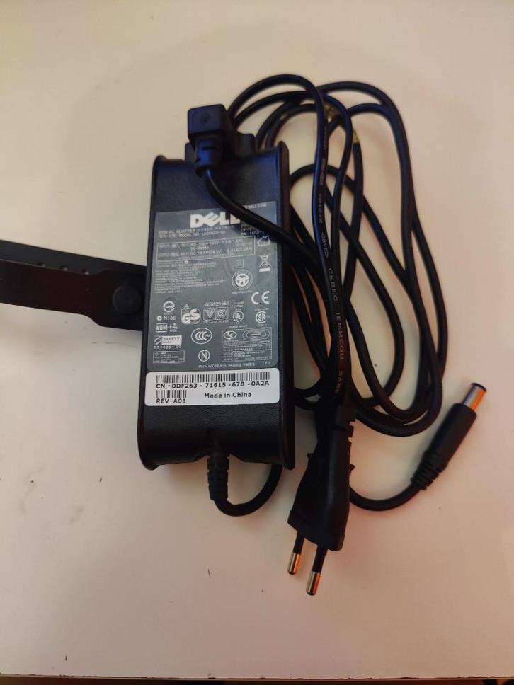 Dell 65W LA65NS0-00/19,5 V pc-oplader — origineel, Computers en Software, Laptop-opladers, Zo goed als nieuw, Ophalen of Verzenden