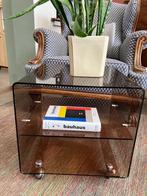 Michel Dumas vintage plexiglas tafel, Huis en Inrichting, Kunststof, Gebruikt, Vierkant, Minder dan 50 cm