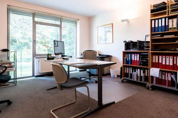 Bureau à louer à Linkebeek beschikbaar voor biedingen