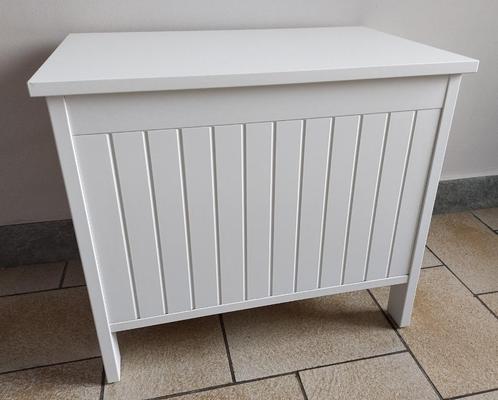 Petit meuble de rangement blanc mat, type box – IKEA (2017), Maison & Meubles, Salle de bain | Meubles de Salle de bain, Utilisé