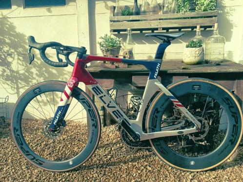 ELVES FALATH EVO LIMITED EDITION 2024 MAAT MEDIUM 54 BIEDEN, Fietsen en Brommers, Fietsen | Heren | Sportfietsen en Toerfietsen