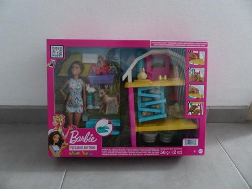 Boerderij van Barbie met kippetjes - plasticine,..., Kinderen en Baby's, Speelgoed | Poppen, Nieuw, Barbie, Ophalen of Verzenden