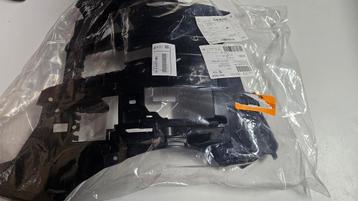 Voorbumper montage steun bracket links Mini  Cooper serie J0 beschikbaar voor biedingen