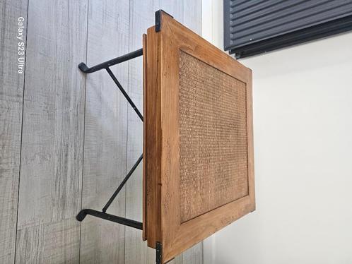 Authentieke salontafel in echt hout, Huis en Inrichting, Tafels | Salontafels, Zo goed als nieuw, Ophalen