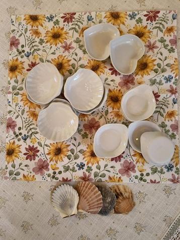 Aperitief schaaltjes - 64 stuks (!) beschikbaar voor biedingen