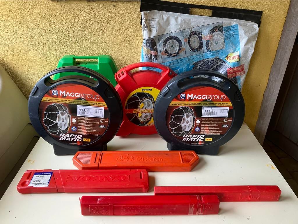 Lot de Chaines et Triangles de secours, Enlèvement