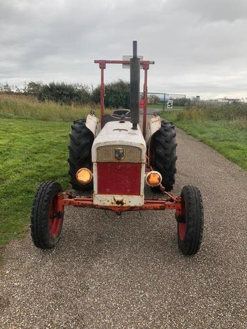 Tekoop David Brown 770 beschikbaar voor biedingen