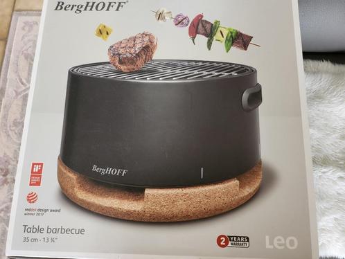 tafel BBQ merk Berghoff, Tuin en Terras, Houtskoolbarbecues, Nieuw, Ophalen of Verzenden