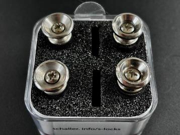 Onderdelen van Fender voor bas + gitaarstrap en knoppen beschikbaar voor biedingen
