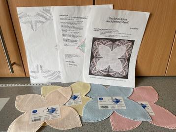 kantklos doekjes om aan te haken dentelle fuseaux bobbinlace beschikbaar voor biedingen