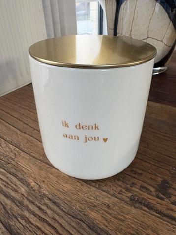 Kaars Zusss 'ik denk aan jou' beschikbaar voor biedingen