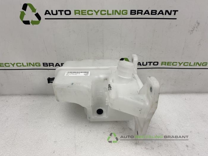 Réservoir lave-glace avant d'un Volkswagen Passat, Autos : Pièces & Accessoires, Vitres & Accessoires, Utilisé, 3 mois de garantie