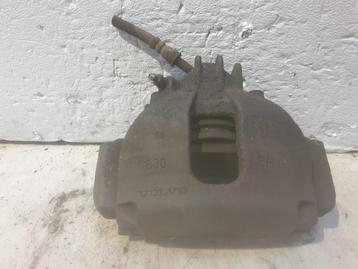 REMKLAUW RECHTS VOOR Volvo V70 (SW) (01-1999/12-2008) beschikbaar voor biedingen