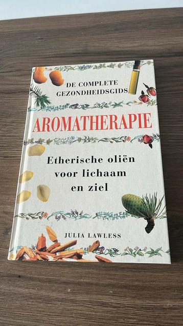 Aromatherapie Julia Lawless, Ophalen, Zo goed als nieuw