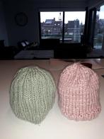 2 stuks  mutsen  hand made  zeer warm nieuw, Kleding | Dames, Ophalen, Zo goed als nieuw