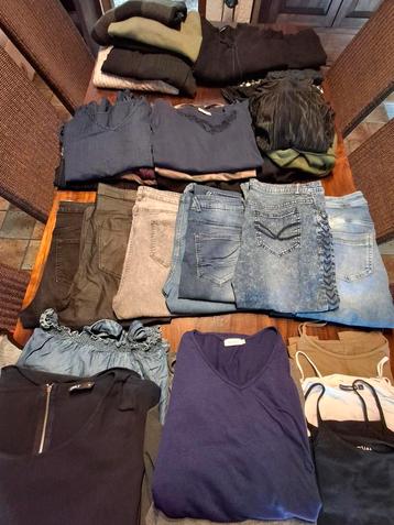 Pakket dameskleding (alles of niets) beschikbaar voor biedingen