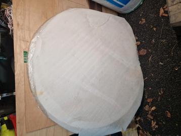 Gratis af te halen: Wit rond tafelblad 120cm  beschikbaar voor biedingen