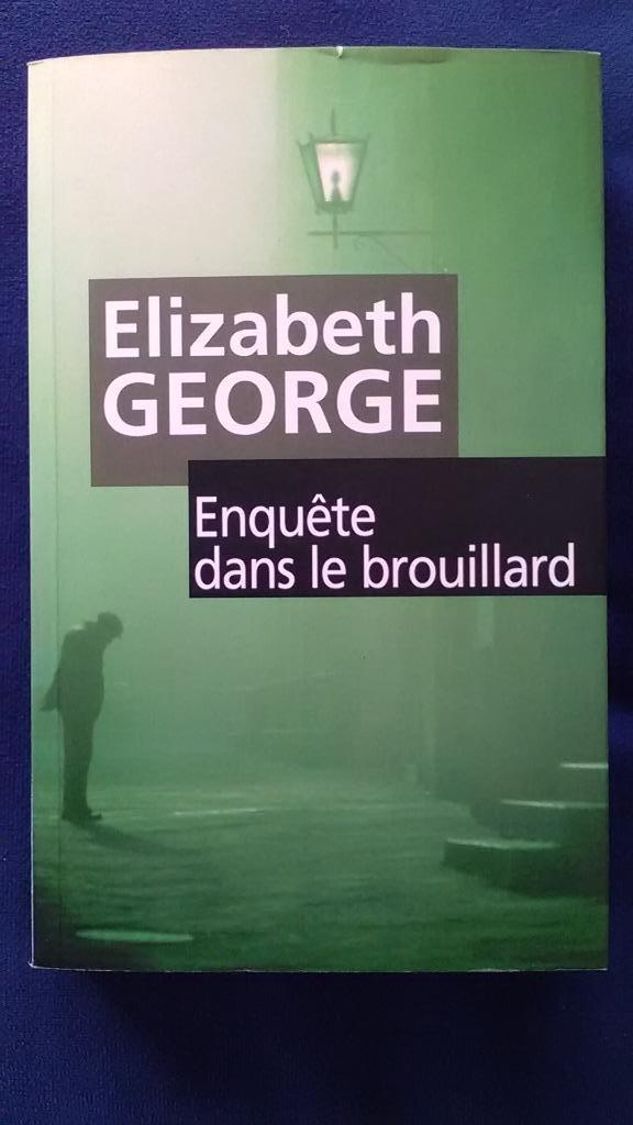 „Onderzoek in de mist” Elizabeth George (1992), Boeken, Detectives, Gelezen, Ophalen of Verzenden