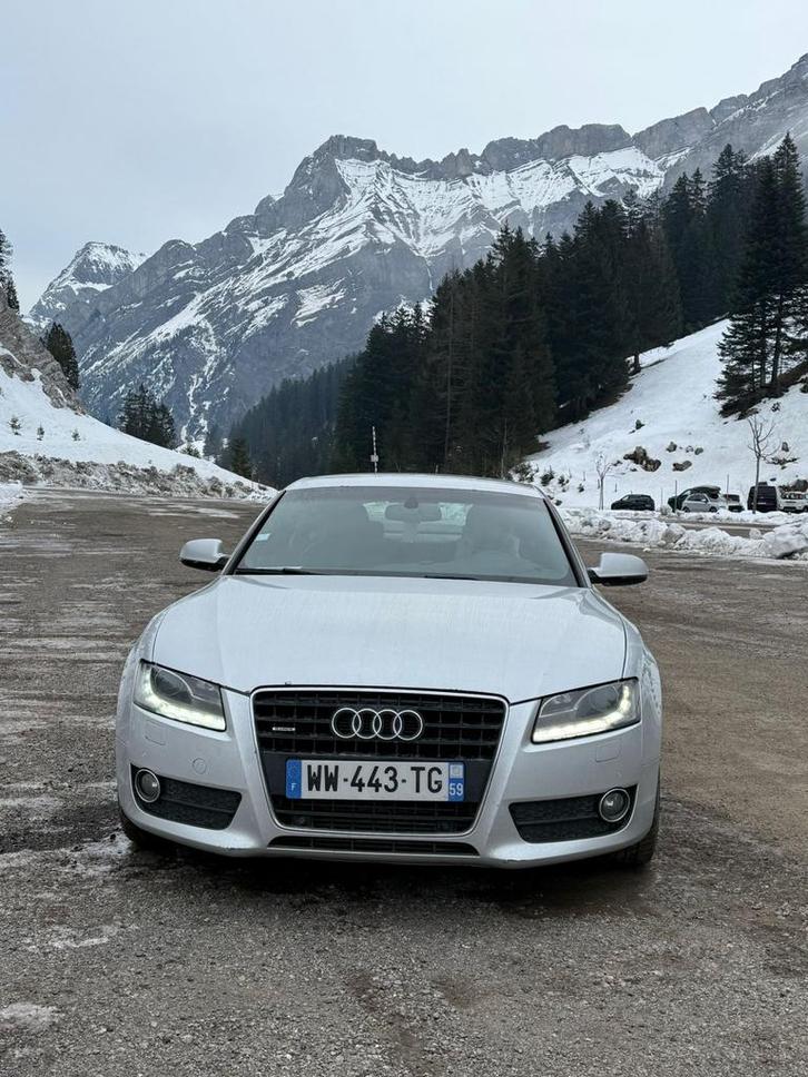 A vendre audi a 5 2010 3tdi full option, Auto's, Audi, Bedrijf, Zetelverwarming, Automaat, Ophalen