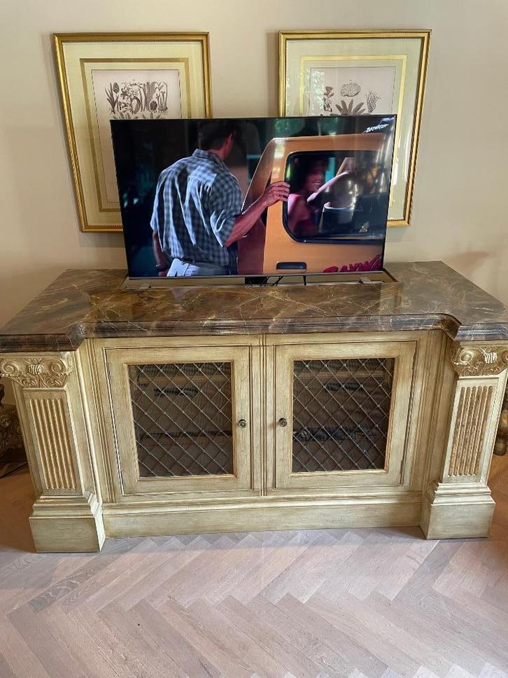 Clive Christian tv cabinet, Huis en Inrichting, Kasten |Televisiemeubels, Gebruikt, Minder dan 100 cm, 150 tot 200 cm, 75 cm of meer