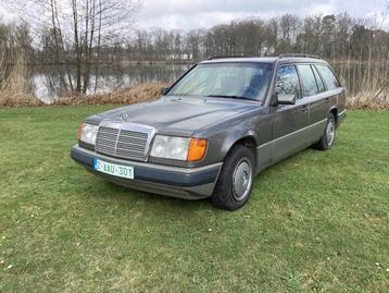 Mercedes 230 TE Kombi 1e Eigenaar en Origineel!