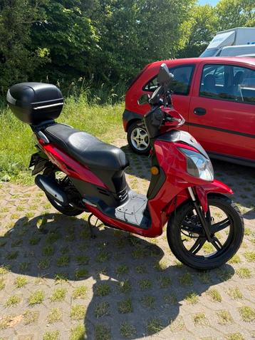 Sym 50cc B klasse, Fietsen en Brommers, Ophalen, Overige modellen, 49 cc, Benzine