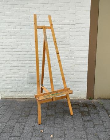 Schildersezel. Grenenhout. Gebruikt. beschikbaar voor biedingen