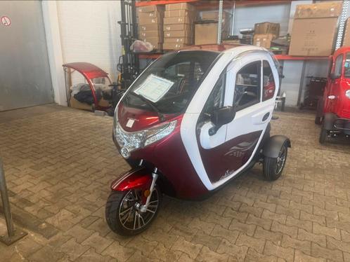 Trike ( geen rijbewijs) 25 km, Diversen, Brommobielen en Scootmobielen, Ophalen