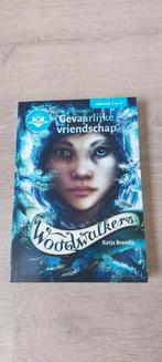 Woodwalkers de gevaarlijke vriendschap  deel 2, Boeken, Ophalen of Verzenden, Gelezen, Katja Brandis, Fictie