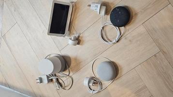 Google home set  beschikbaar voor biedingen