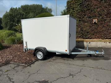 Gesloten aanhangwagen 750 kg Nieuwe staat! beschikbaar voor biedingen