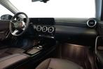 Mercedes-Benz A-CLASS 180 (bj 2024, automaat), Auto's, Stof, Gebruikt, 4 cilinders, 136 pk