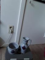2 stuks 18/ 8 cm, Antiek en Kunst, Antiek | Keramiek en Aardewerk, Ophalen of Verzenden