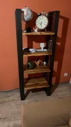 XOOON boekenkast van houtstaal, Huis en Inrichting, Zo goed als nieuw