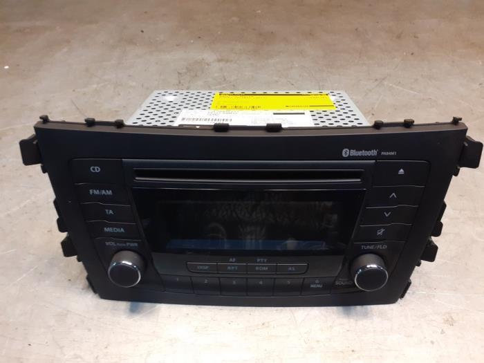 Radio CD Speler van een Suzuki Celerio, Auto-onderdelen, Elektronica en Kabels, Suzuki, Gebruikt, 3 maanden garantie, Ophalen of Verzenden