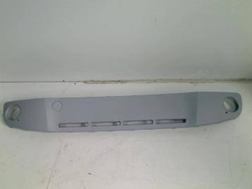 GRILLE Volkswagen Up! (121) (01-2011/11-2023) beschikbaar voor biedingen