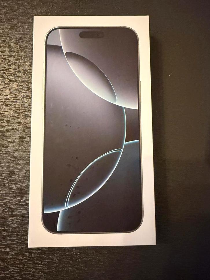 I phone 16 pro max 256 gigas white titanium, Telecommunicatie, Mobiele telefoons | Hoesjes en Screenprotectors | Apple iPhone