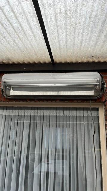 Lichtbak voor buiten beschikbaar voor biedingen