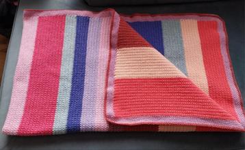 couverture au crochet colorée faite à la main 95x167cm