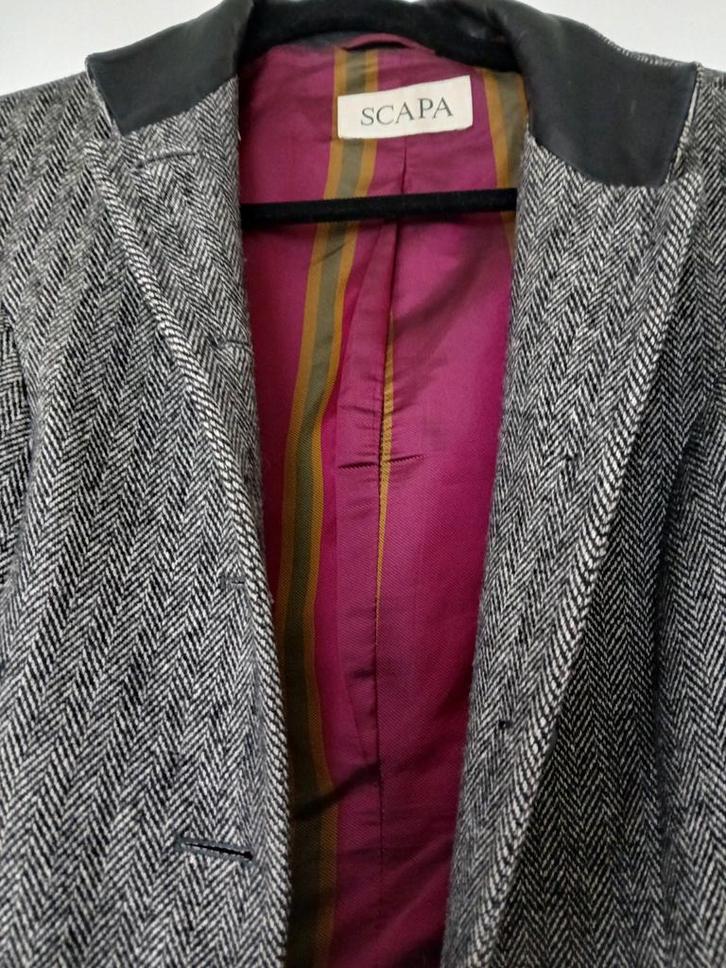 Prachtige tijdloze jas typisch SCAPA T38 Np +/- 900.- euro, Kleding | Dames, Jassen | Winter, Maat 38/40 (M), Zwart, Verzenden