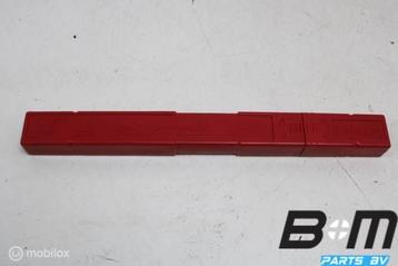 Gevarendriehoek Audi A4 8K 7L0860251 beschikbaar voor biedingen