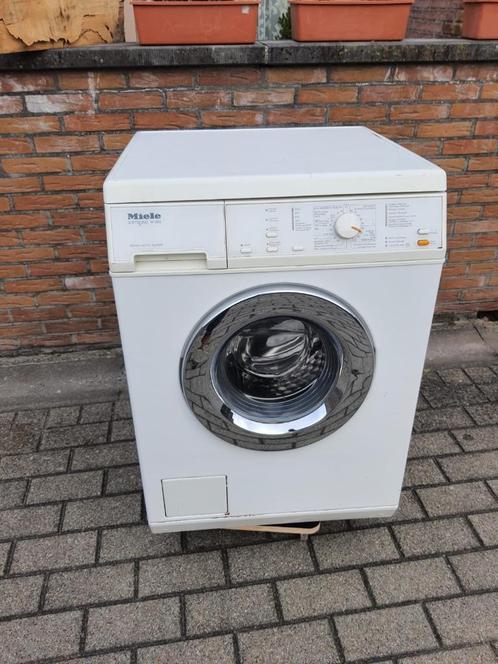 Wasmachine Miele Softtronic W1405 in goede staat, Elektronische apparatuur, Wasmachines, Refurbished, Voorlader, 4 tot 6 kg, 85 tot 90 cm