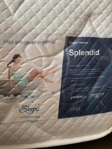 Matras 80 x 200 dikte 23 cm 2 stuks beschikbaar voor biedingen