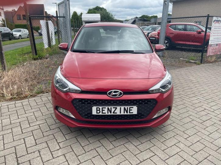 Hyundai I20 1.2 benzine van 02/2016 met maar 31000km!, Auto's, Hyundai, Bedrijf, Te koop, i20, ABS, Airbags, Airconditioning, Bluetooth