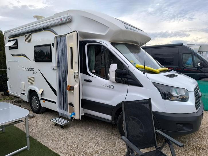 Te Koop Mobilhomes Benimar Tessoro 440 UP 2017, Caravans en Kamperen, Mobilhomes, Particulier, tot en met 4, Half-integraal, Benimar